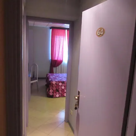 B&B The Sun Swimming & Pool Guest house Turin