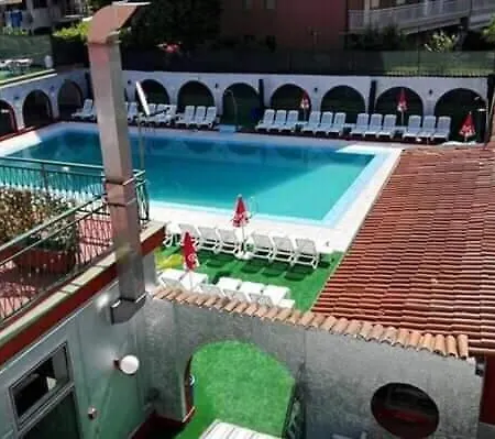 Pensionat B&B The Sun Swimming & Pool Turin
