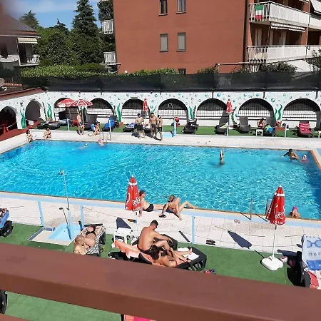 Guest house B&B The Sun Swimming & Pool